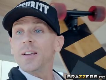 brazzers-baby-got-boobs-no-skatewhoreding-scene-starring-nina-north-and-johnny-sins