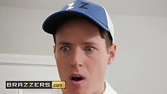 milfs-like-it-big-krissy-lynn-justin-hunt-im-a-giver